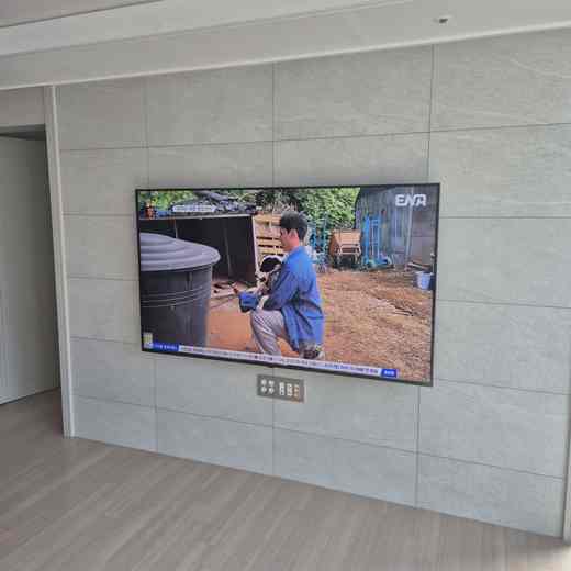 벽걸이TV 대형 TV 교체 최종 위치 확인