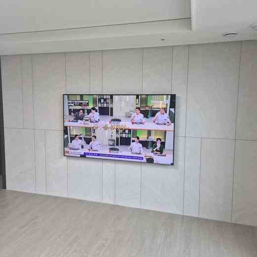 벽걸이TV 풀모션 각도 조정 최종 위치 확인
