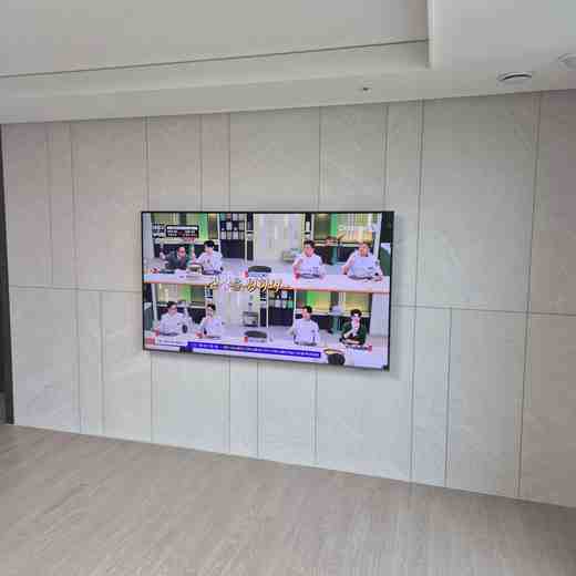 리모델링 후 재배치 무타공 벽걸이TV 설치