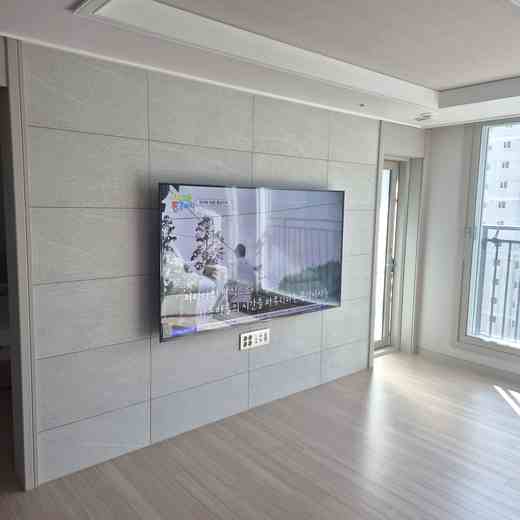 벽걸이TV 풀모션 각도 조정 최종 위치 확인