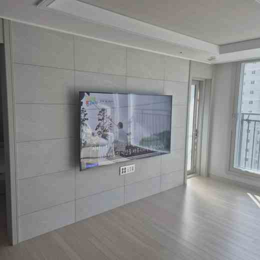 벽걸이TV 풀모션 각도 조정 최종 위치 확인
