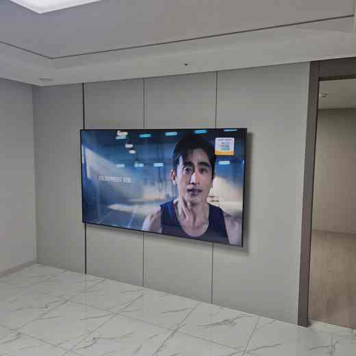 벽걸이TV 높이 재조정 최종 위치 확인
